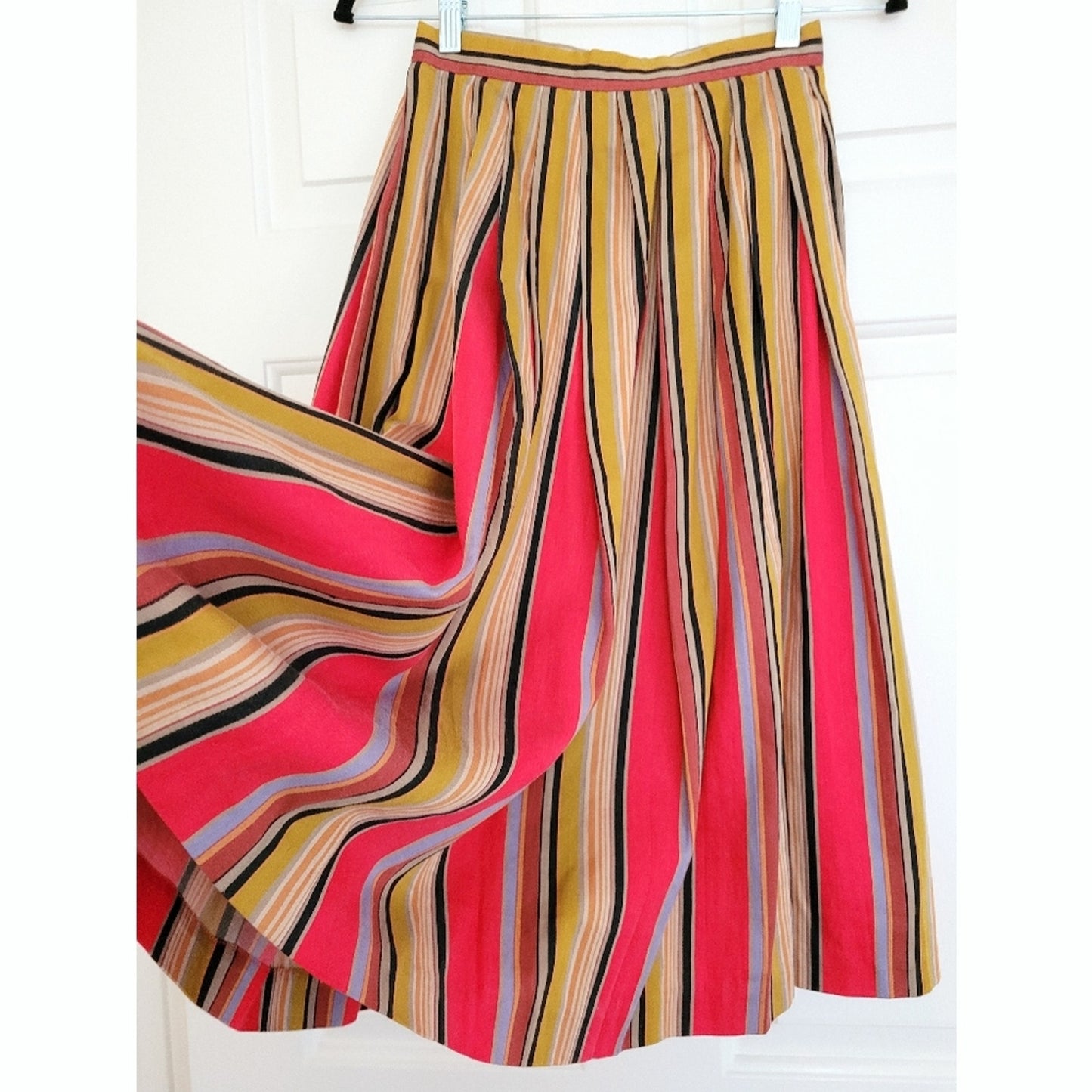 Vintage Striped Hand-Made Silk/Sateen Pleated Skirt Size XS