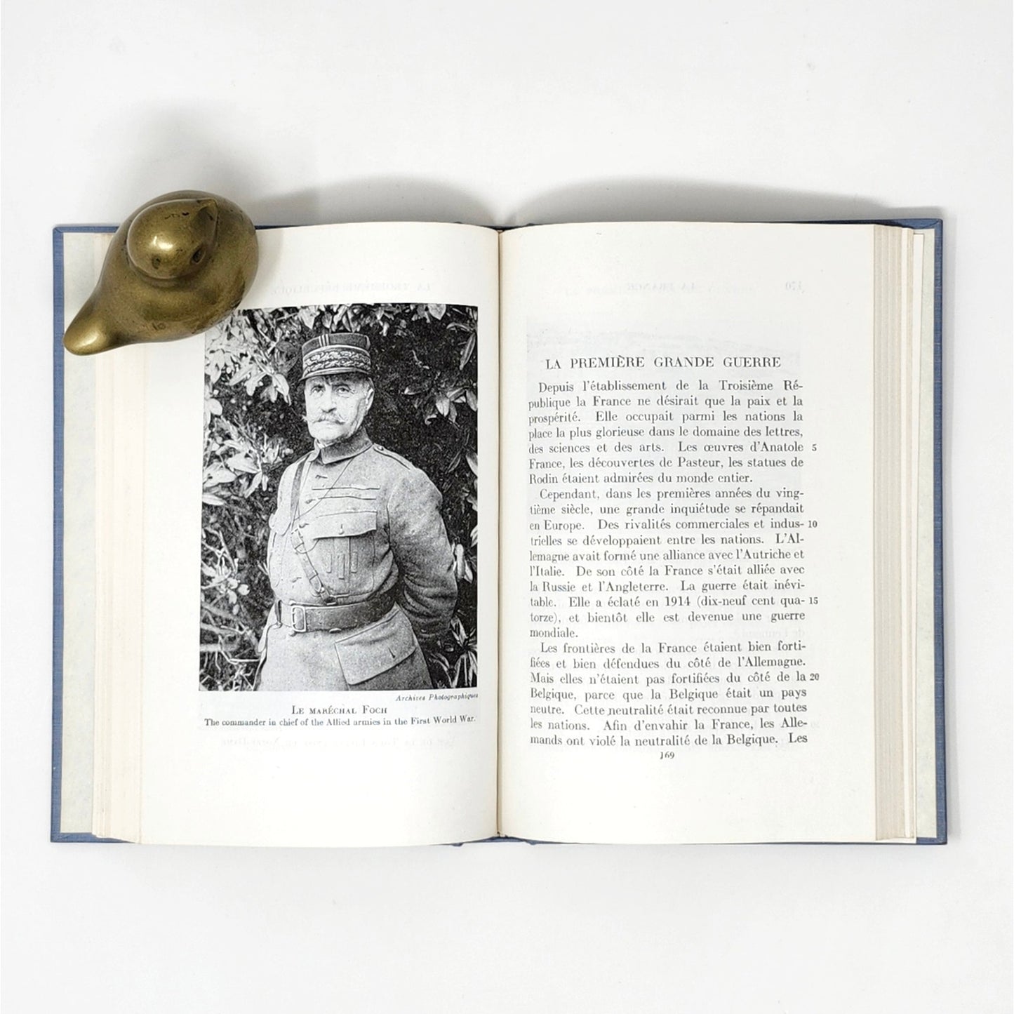 La France: Son Histoire — Hills & Dondo, 1949 Vintage French Text